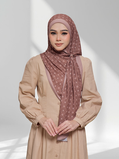 Aristella in Rustic