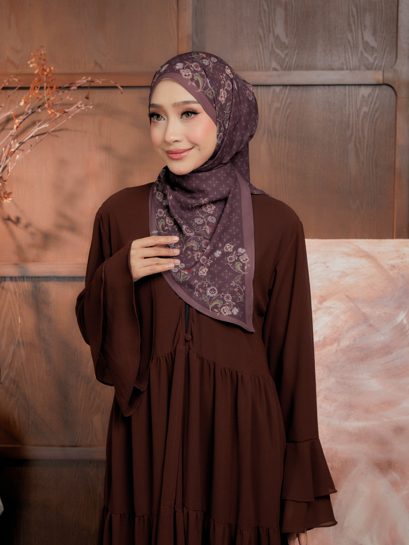 Noor in Ziva