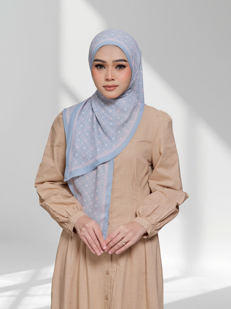 Aristella in Skylight