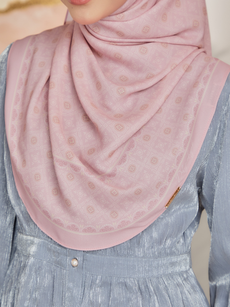 Majestic in Copper rose