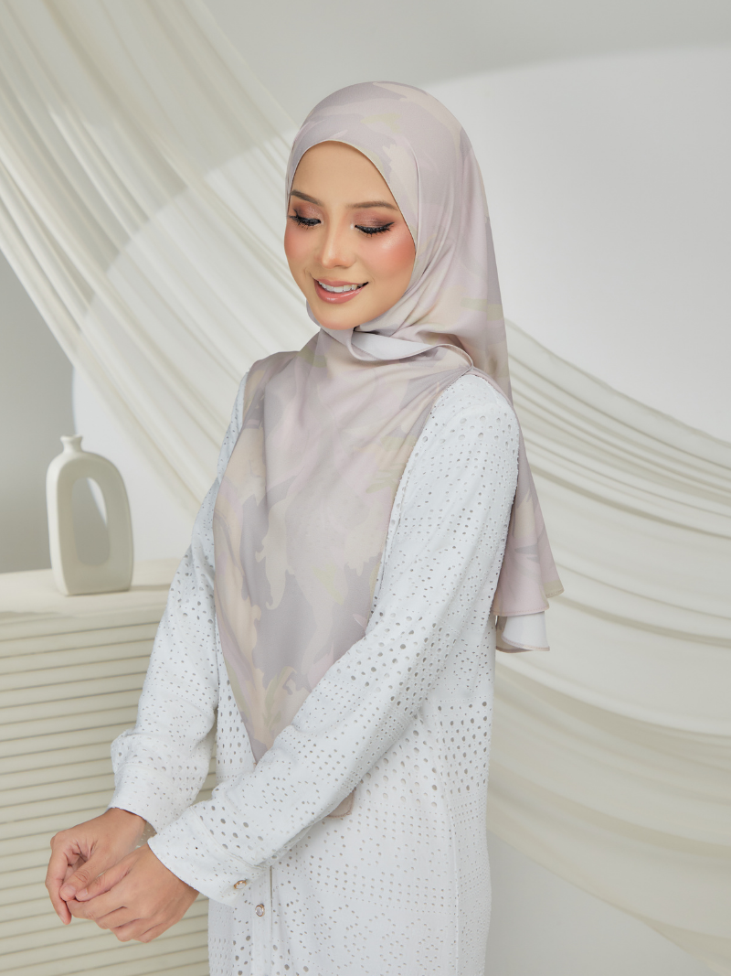 Allure in Cyra