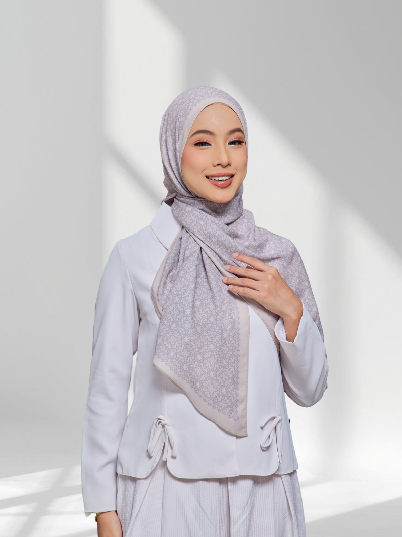 Aristella in Summer Snow