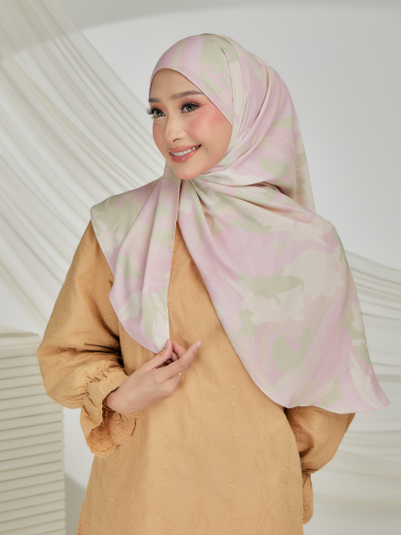 Allure in Alyx