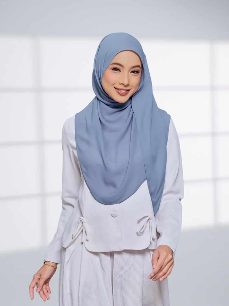 Jasmine in Bluestone