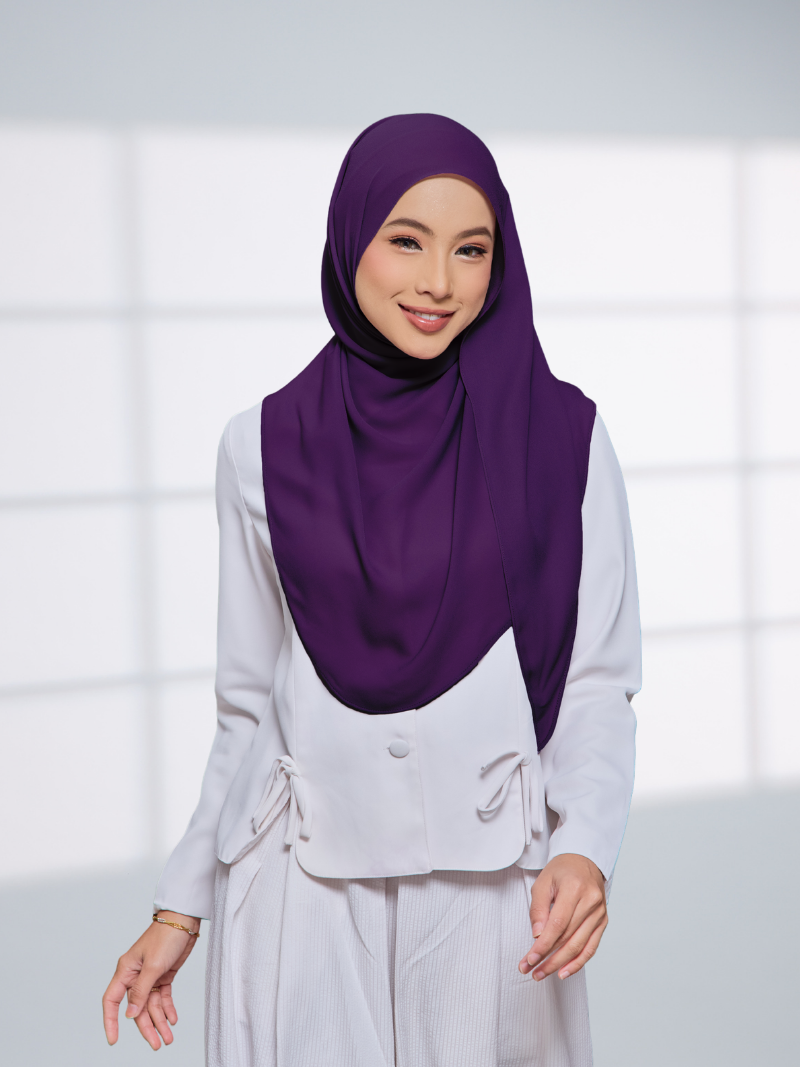 Jasmine in Darkpurple