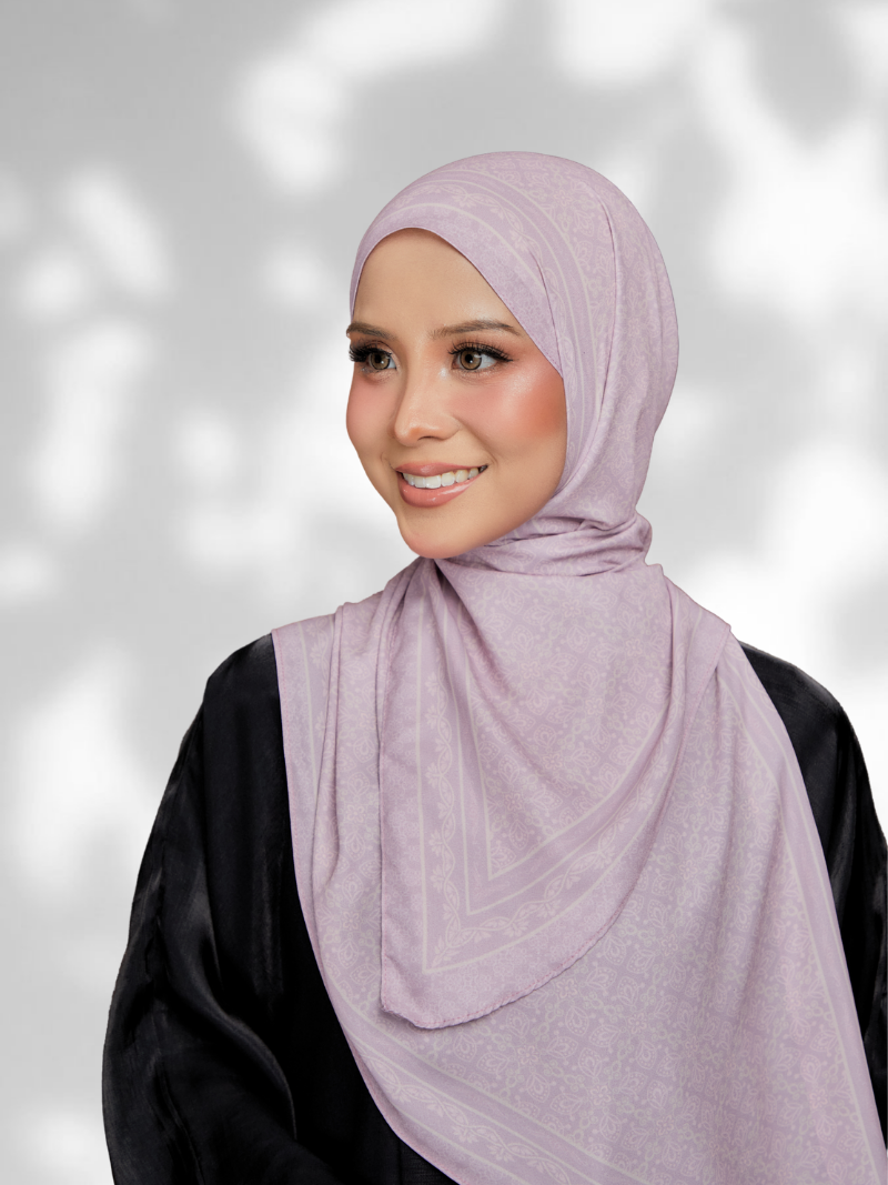 Deja in Amethyst Blush