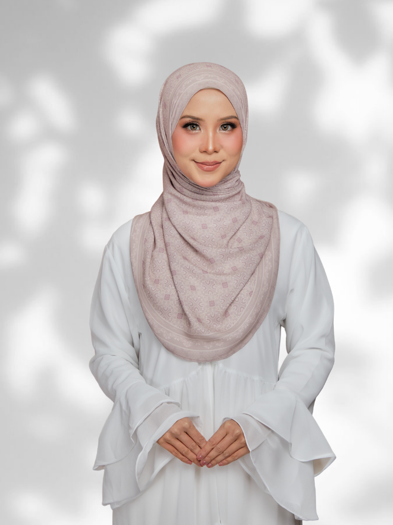Deja in Procelain Ivory
