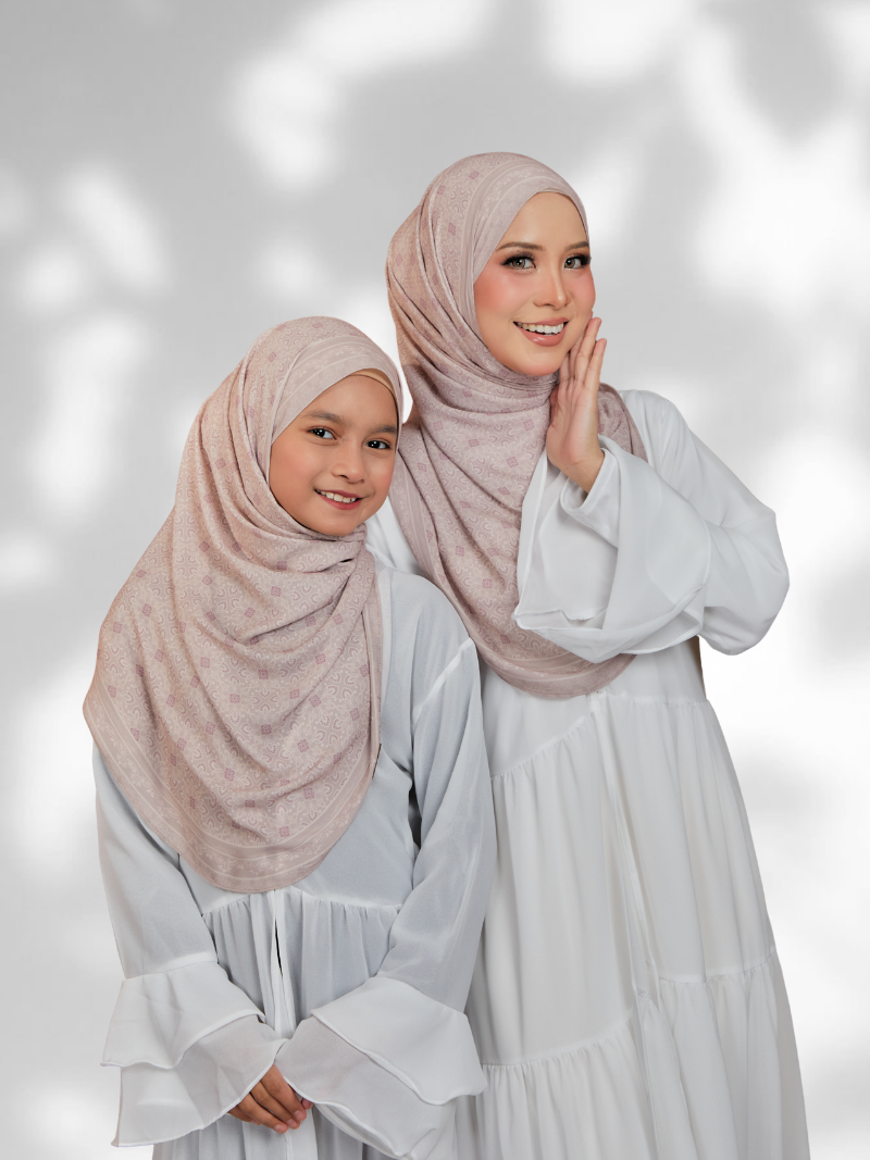 Deja in Procelain Ivory