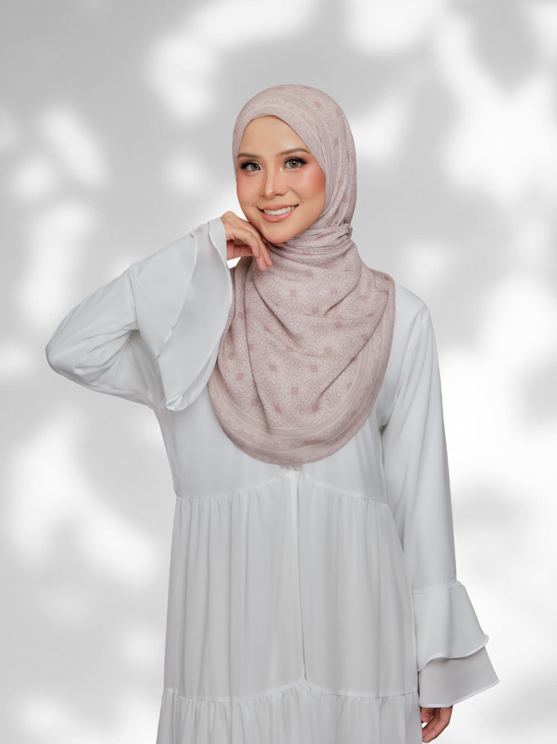 Deja in Procelain Ivory
