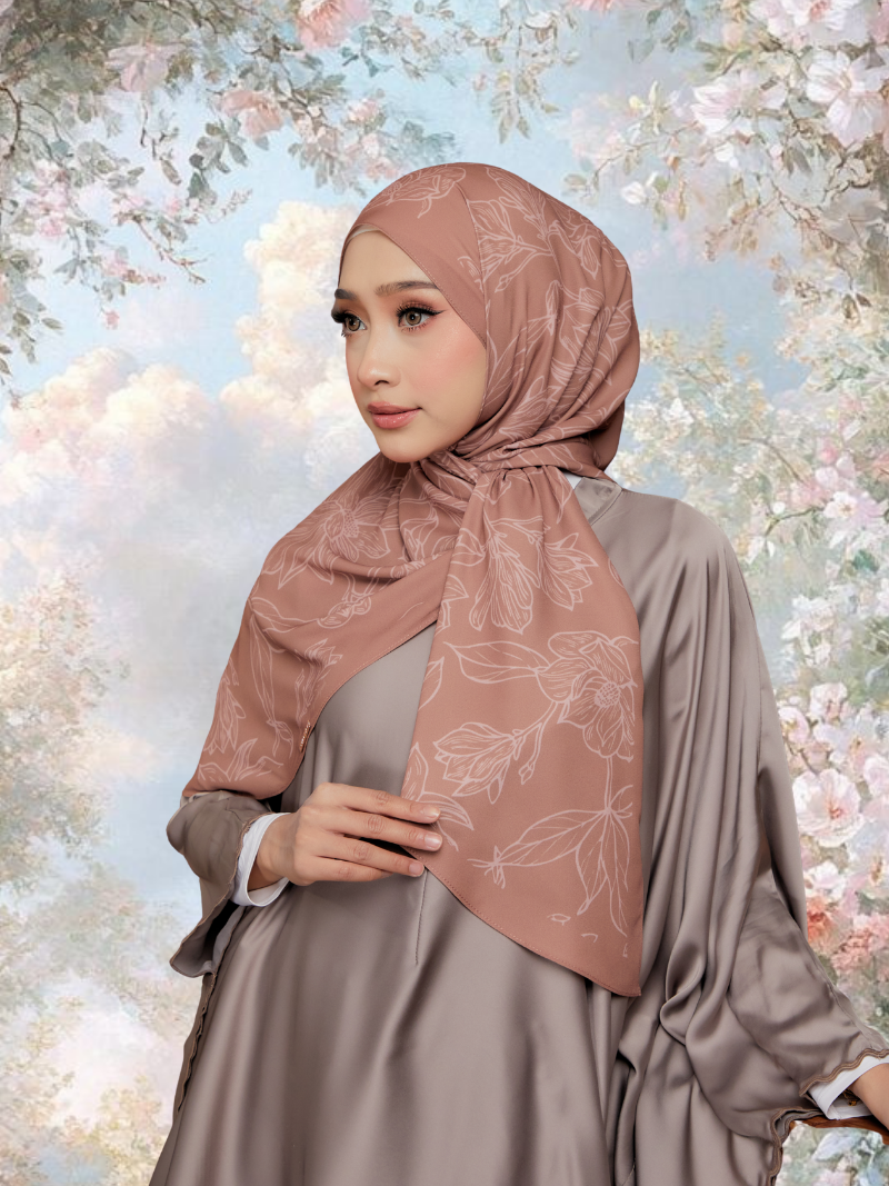 Qaseh in Mocha Brown