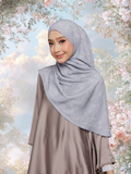 Qaseh in Platinum Mist