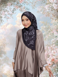 Qaseh in Deep Charcoal