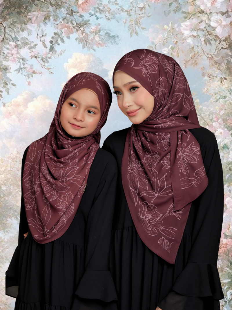 Qaseh in Garnet Maroon