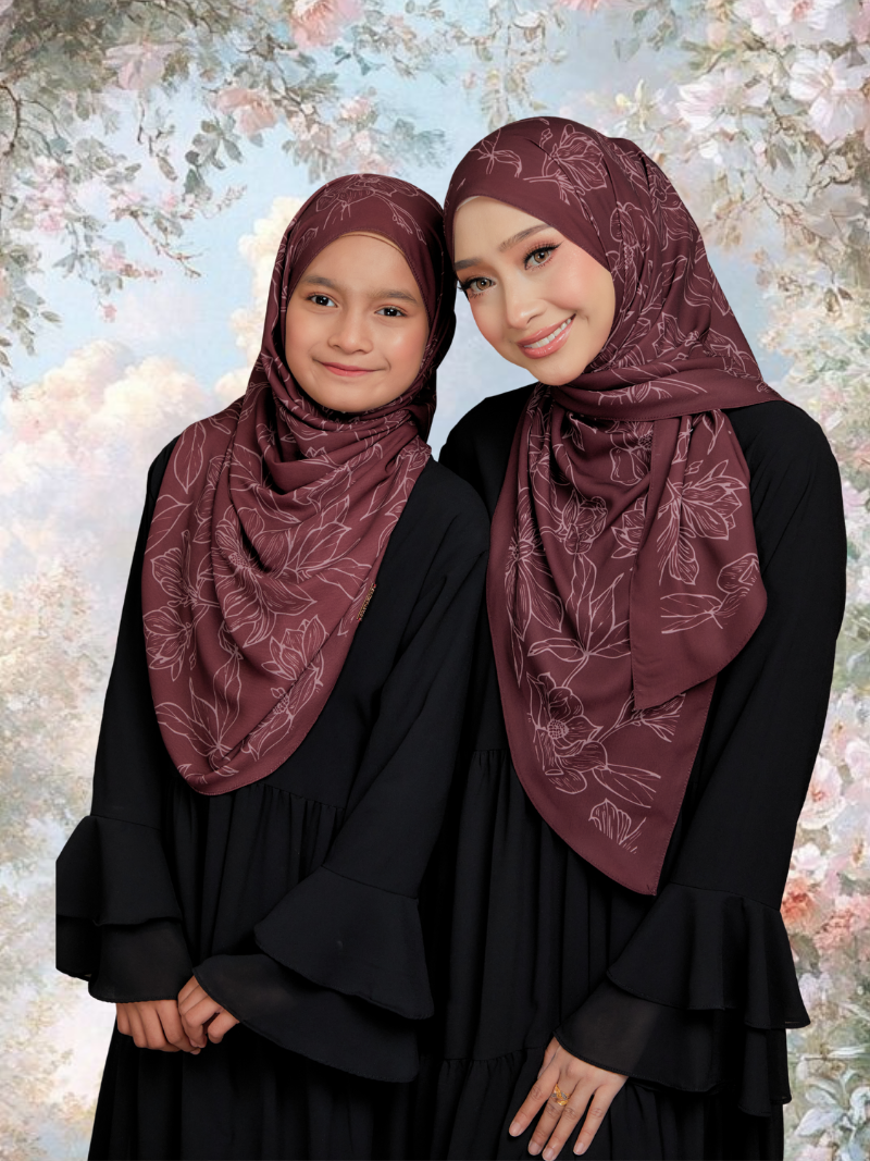 Qaseh in Garnet Maroon