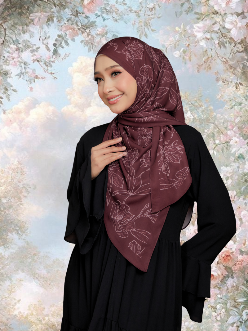 Qaseh in Garnet Maroon