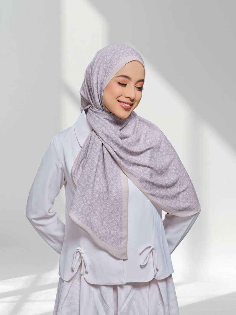 Aristella in Summer Snow