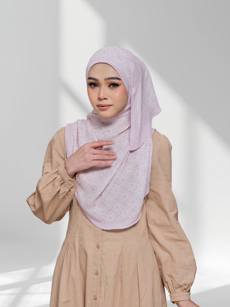 Aristella in Dessert Pink