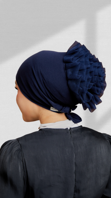 Kuntom in Blueblack